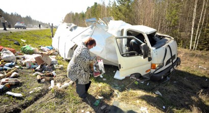 Трахнул пассажирку в машине