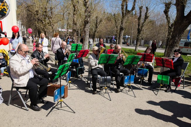 Первомайские праздники фото