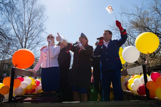 Первомайские праздники фото