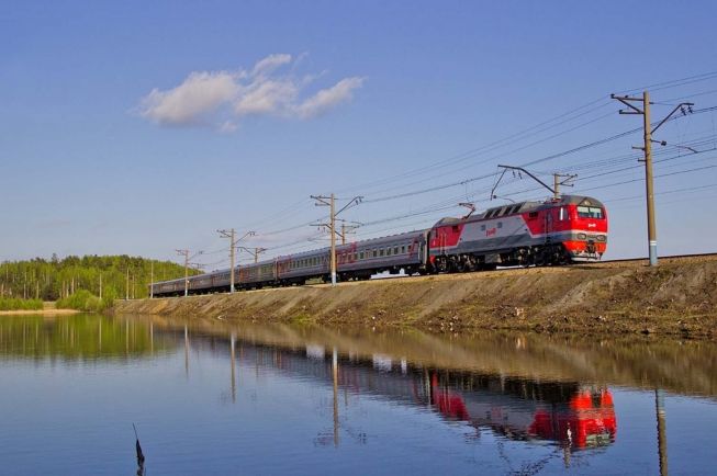 Фото современного электровоза