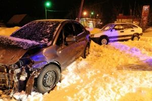 2 машины столкнулись