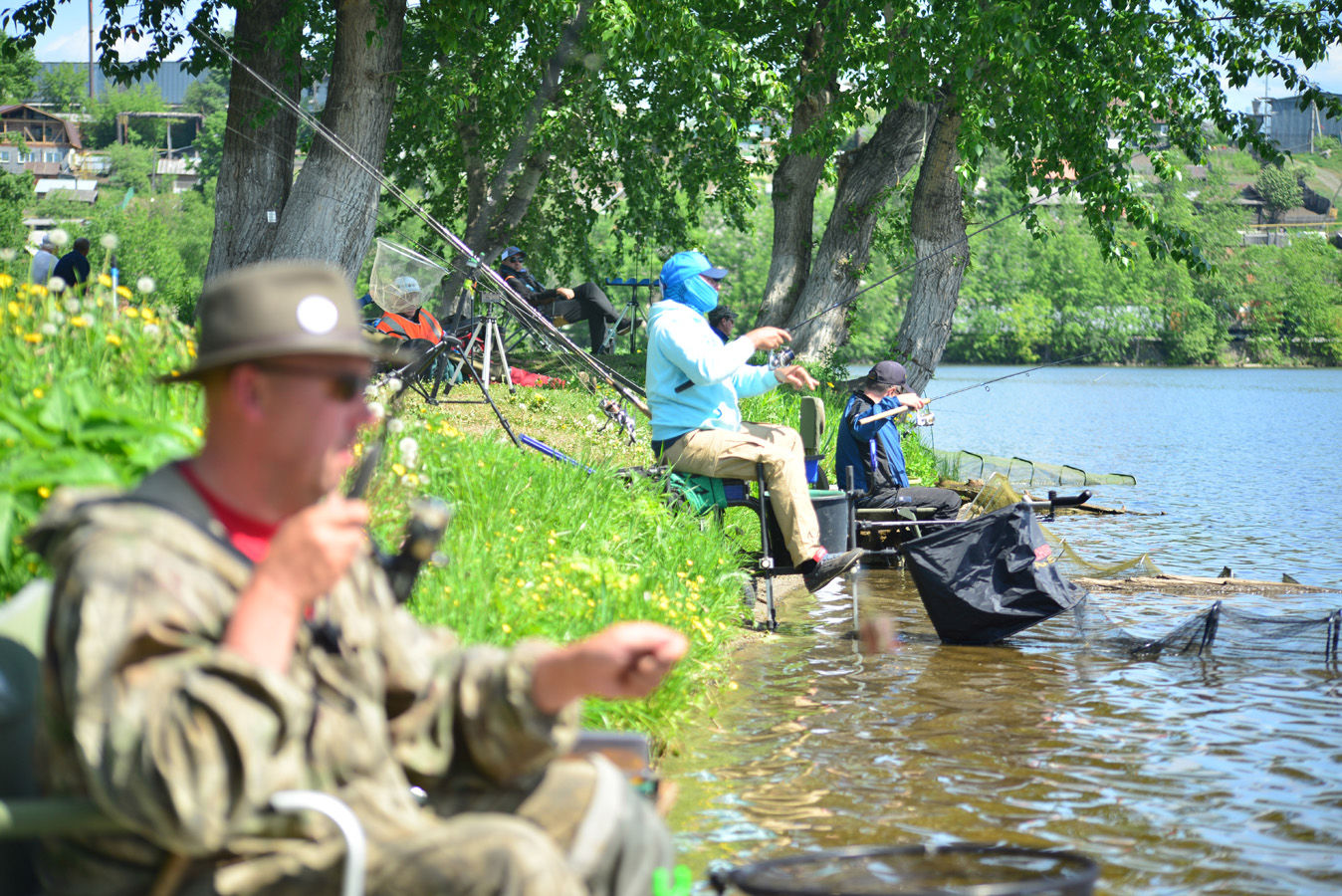 В Свердловской области на два месяца запретили ловить рыбу — всем, на любые снасти и везде