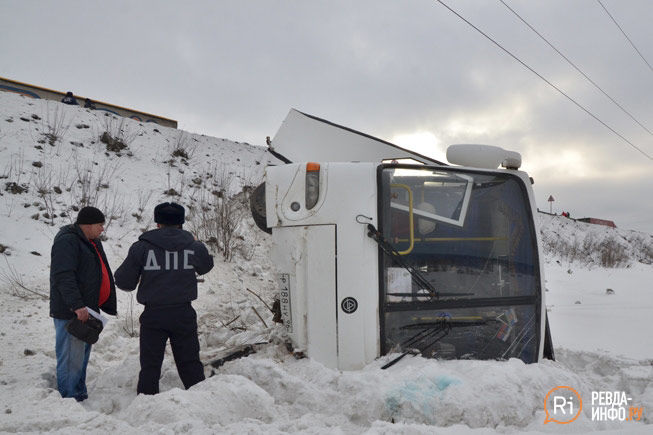 Аурус попал в аварию