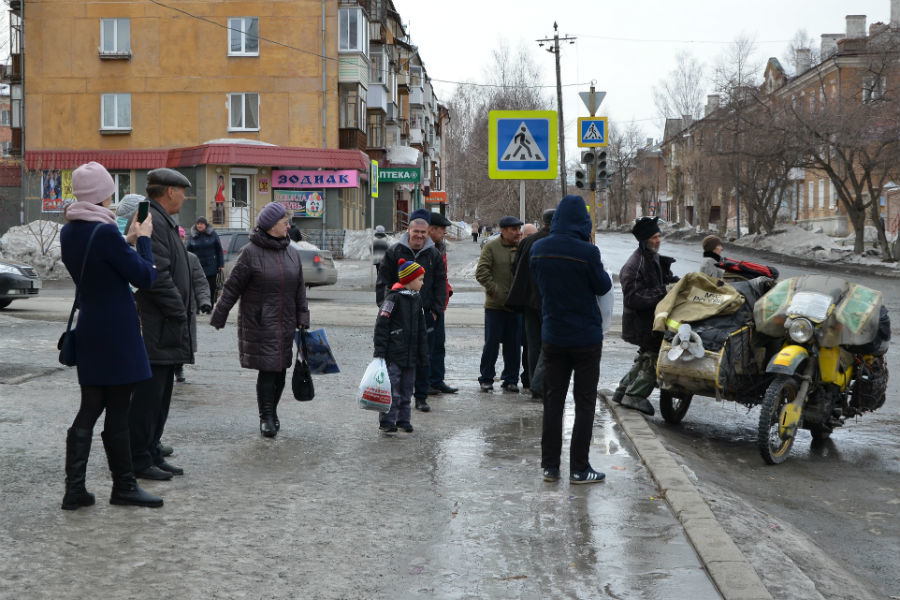 Путешественник пришел в 08 00 на автостанцию поселка ольгино и увидел показанное на рисунке