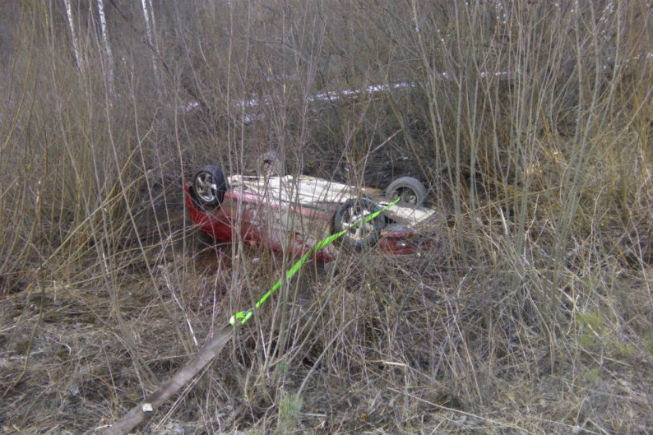 Затонувший автомобиль в реке