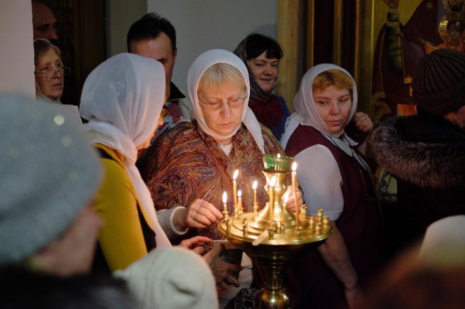 Фото служба в церкви фото