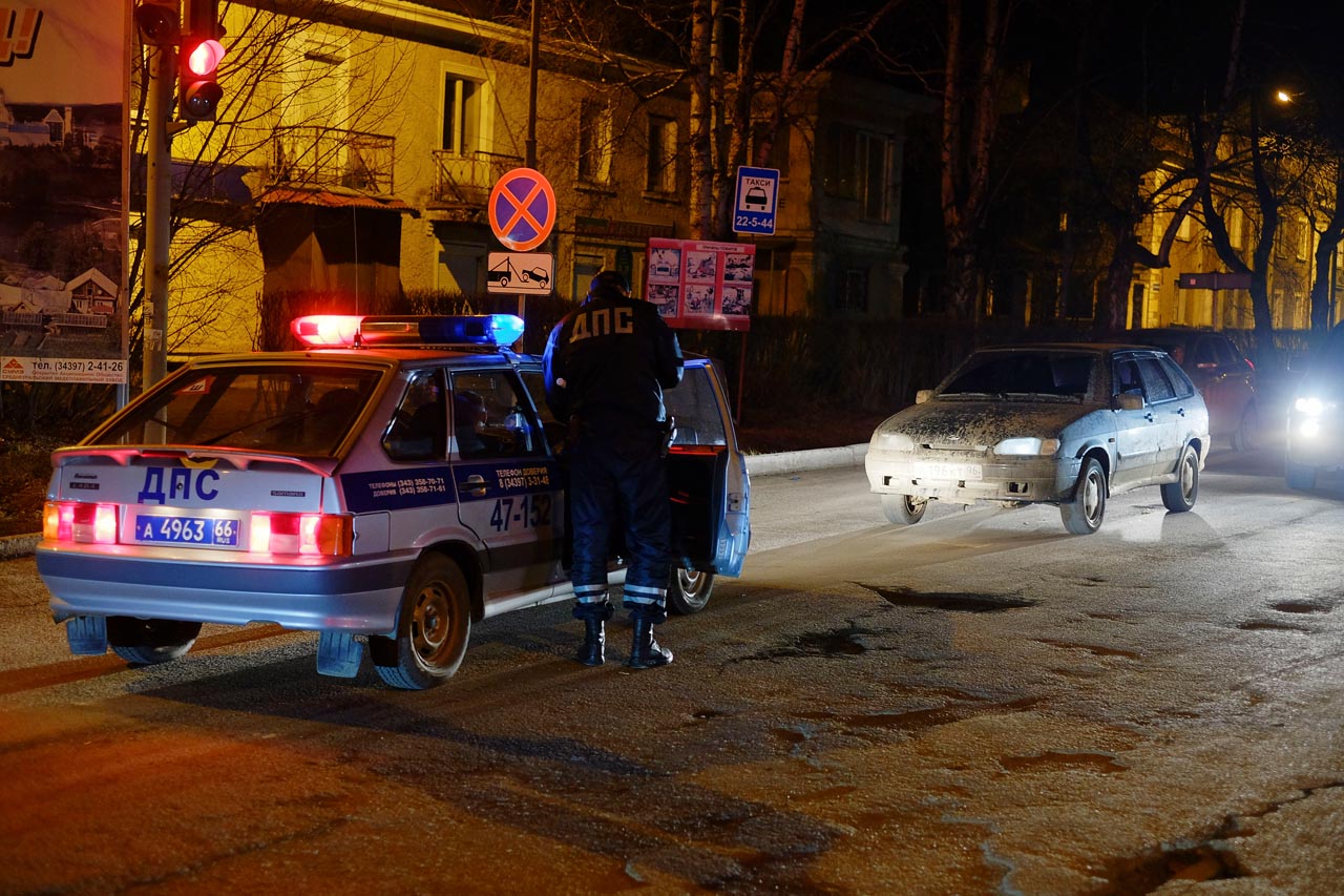 Москвичку задержали в метро после продажи мужчине коробки с гвоздями вместо телефона