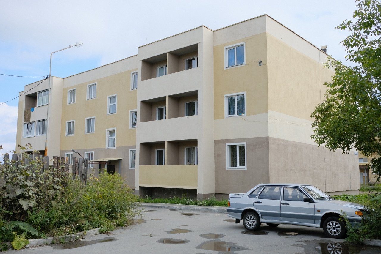 Следственный комитет выясняет, почему в Ревде разрушается новый дом ...