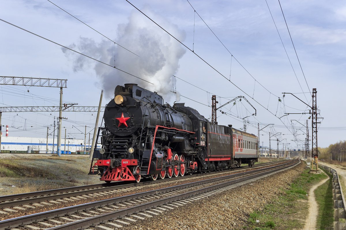 «Скоро стану машинистом электрички». Как живет трейнспоттер Кирилл ...