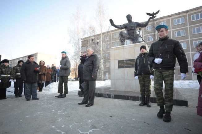 Скамейку красили в прошлом году