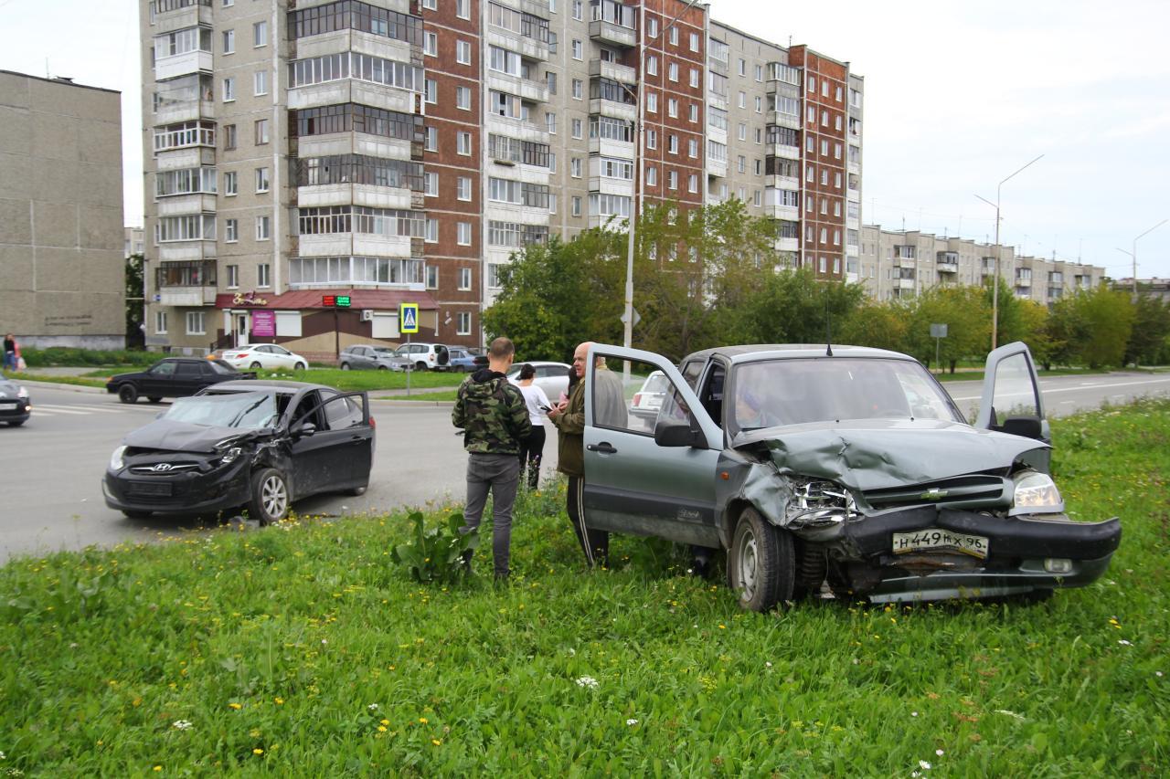 Машина пострадала от града