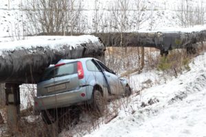 Трахнул красотку в авто