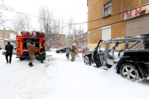 Человек сгорел в машине