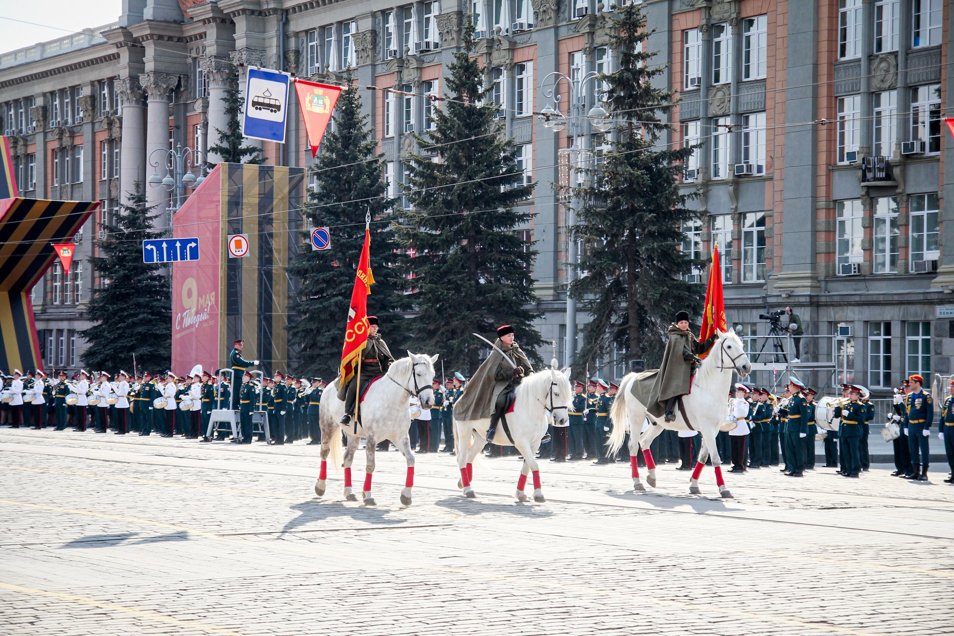 Парад победы екатеринбург фото