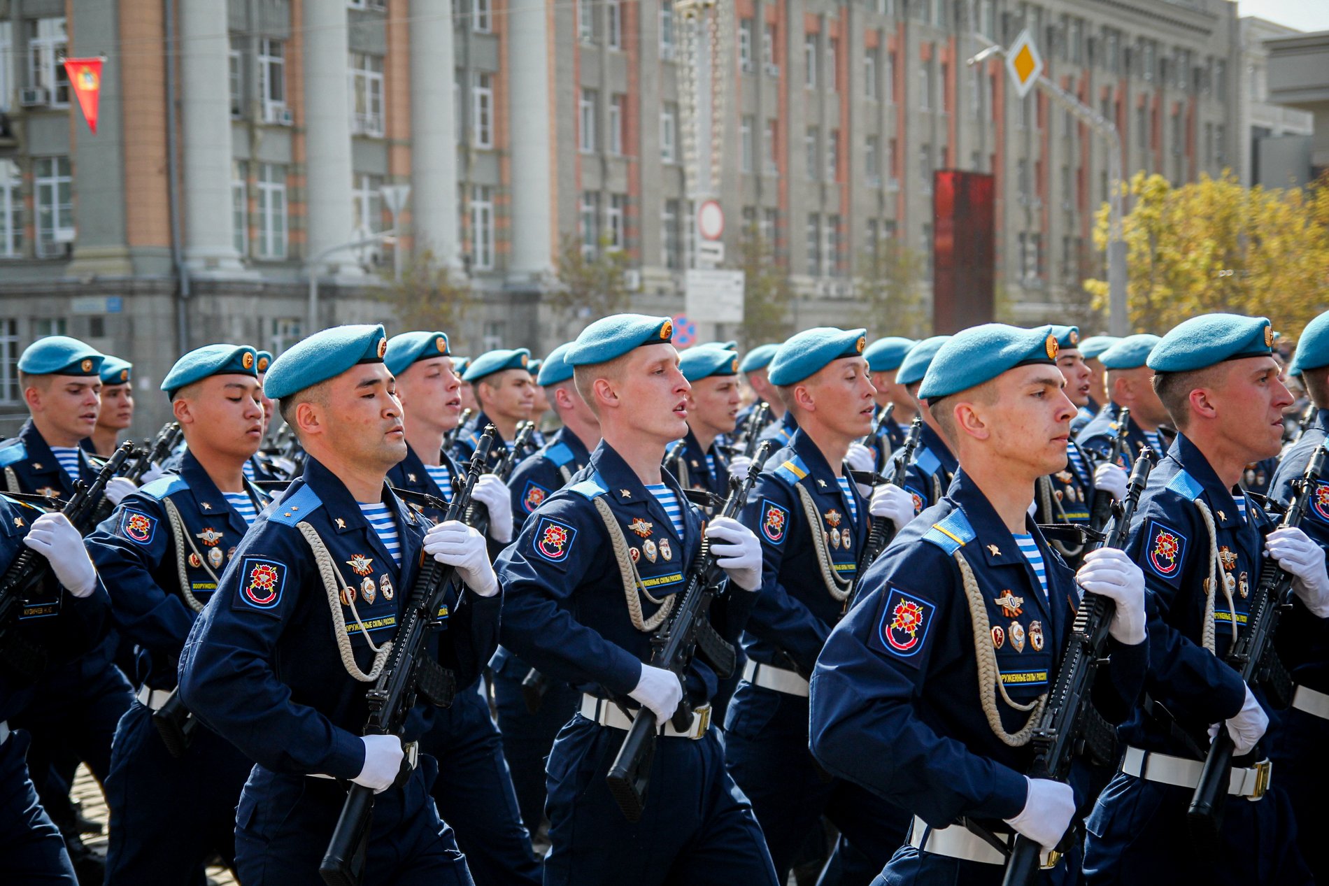 План парада победы в екатеринбурге