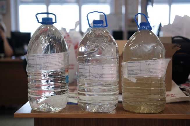 Ревда-инфо.ру и читатели отправили воду из пруда и квартиры города на ...