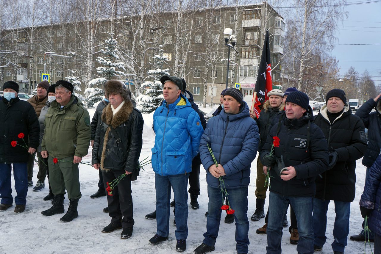 Мы и сейчас должны стоять на переднем фланге»: в Ревде почтили память воинов -интернационалистов — Ревда-инфо.ру