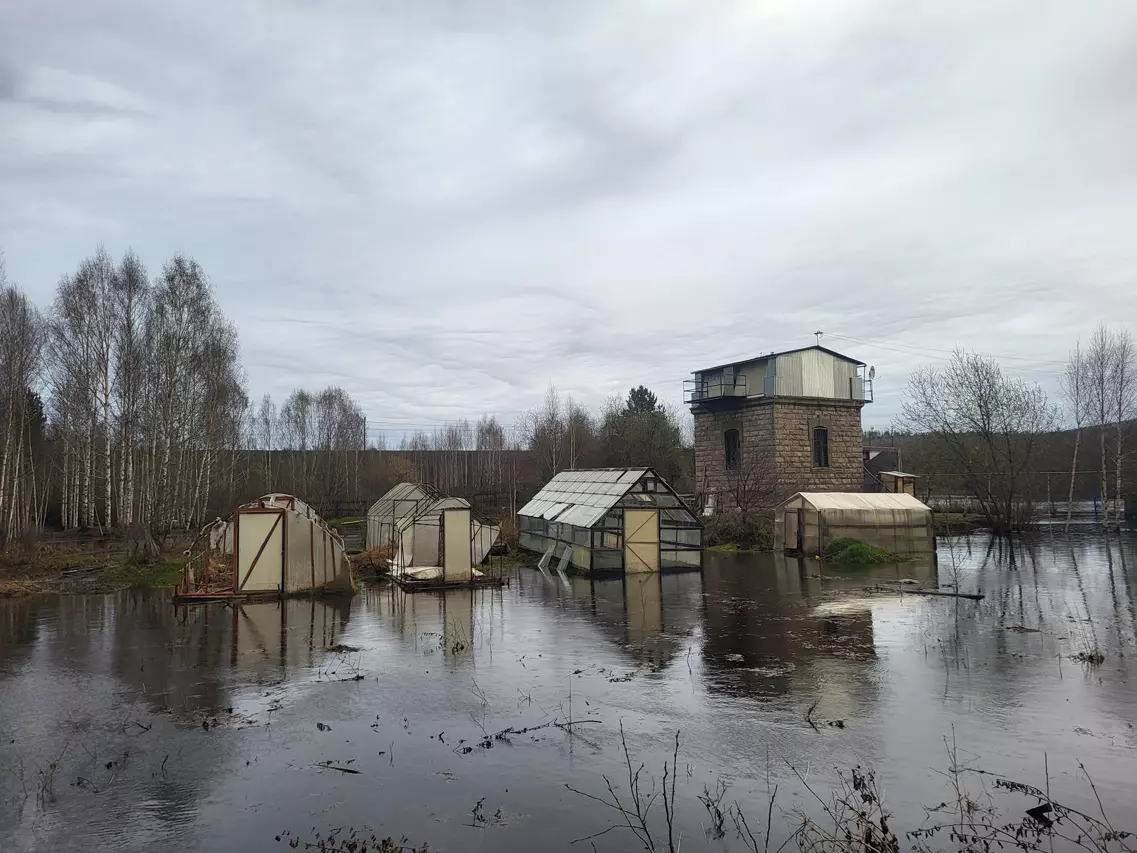 В Ревде на Барановке подтопило шесть огородов. Власти ввели режим  повышенной готовности — Ревда-инфо.ру